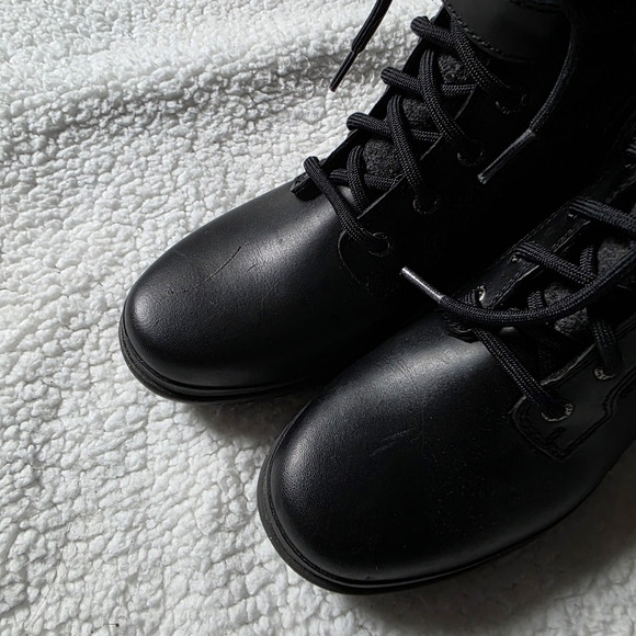 UGG Kesey sherpa lined leather waterproof combat boots - Picture 5 of 7